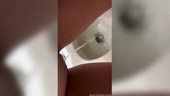 toes_onyou - Pissing Compilation 05