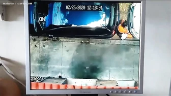 Public Voyeur Pissing Compilation 05