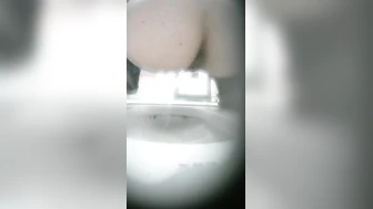 Chinese mall restroom hidden-cam series, front and rear views