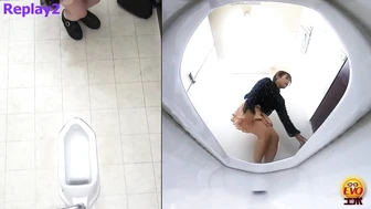 DLEE-775 06 Public toilet hidden camera: women jumping inside the toilet and popping the cork of urine champagne. VOL. 2
