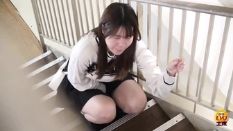 DLEE-847 01 Popular public toilet spots in the city!! Large queues for urination 4