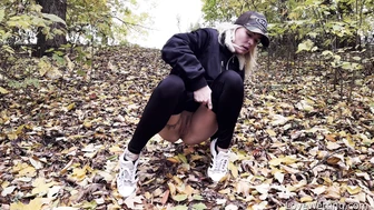 Claudia - Pissing Scene