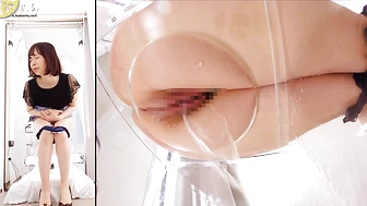 OJHI-820 04 Extreme Urination in a Western-Style Toilet: Buttocks Edition 5 - Buttocks Viewed Through a One-Way Mirror