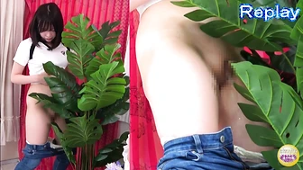 DLSL-678 02 Woman at the limit of her urge to urinate unleashes explosive guerrilla urination
