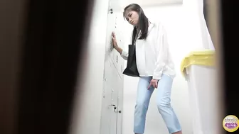 DLSL-399 04 Unfortunate peeing girls