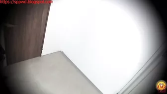 DLEE-245 02 Office Desperation and Accidents