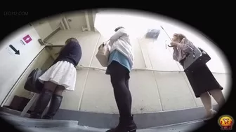DLEE-202 03 Women lining up to pee in popular public toilet VOL 2, JAV Collection, DesperVids