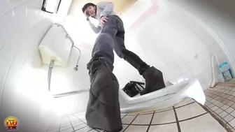 DLEE-151 01 Women caught leaking in pants in public toilet. VOL.2, Wandering Voyeur, DesperVids