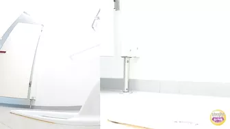 DLSL-481 03 Peeing desperation during interview and pleasant relief on the toilet. VOL. 3