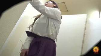 DLEE-472 05 Toilet voyeur: girls barely holding their pee while waiting by the private room door. VOL. 2, JAV Collection, DesperVids