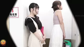 DLEE-540 02 Girls barely holding their pee while waiting by the toilet door. VOL. 3