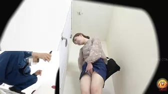 DLEE-540 07 Girls barely holding their pee while waiting by the toilet door. VOL. 3