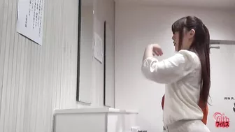 DLFF-027 04 Subway station toilet rush