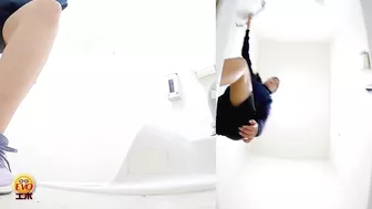 DLEE-582 04 On the verge of wetting: school girls in gym clothes peeing after reaching their holding limit