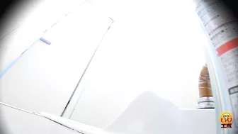 DLEE-589 04 Girls barely holding their pee while waiting by the toilet door. VOL. 4