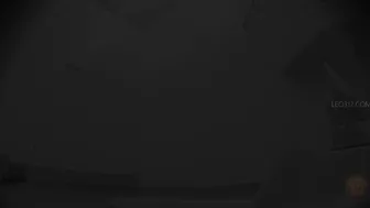 DLEE-602 04 In-house voyeur with OLs rushing to pee