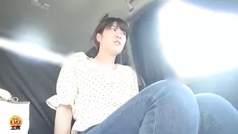 DLEE-552 01 Humiliating peeing as a result of car confinement and diuretic. Women fall victims of their evil seniors