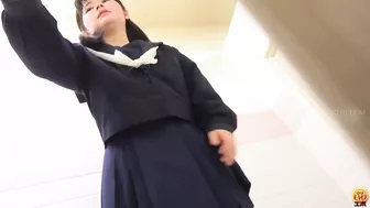 DLEE-664 02 She wet herself a little bit and ran to the toilet. Schoolgirl's embarrassing peeing situations at school