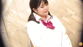 DLEE-664 03 She wet herself a little bit and ran to the toilet. Schoolgirl's embarrassing peeing situations at school