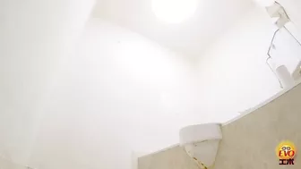 DLEE-697 01 Unforeseen situation. Women forced to wet themselves after being held from going to the toilet