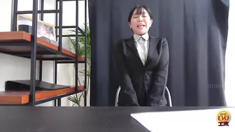 DLEE-693 02 Bladder collapse! Wetting blunder during an elite female job-hunting interview