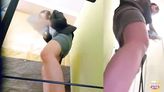 DLSL-580 04 Hotline bladder tightness. Female operators reaching their pee holding limit