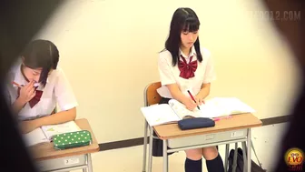 DLEE-260 01 Schoolgirls pissing during break time, JAV Collection, PissRIP