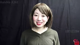 DLFF-188 03 Peeing in the studio - female point of view action camera!