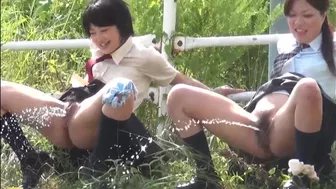 DLSL-019 03 Elementary school girls students joint urination Superb viewing spot! (Uncensored), JAV Collection, PissRIP