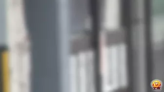 DLEE-195 02 Horny women masturbating after pissing in the alley