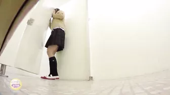 DLSL-036 03 School gals rushing to the toilet! Leaking urine situations