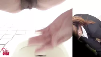 DLFF-047 02 Secretly filming office ladies who rush to the toilet on their limit of patience