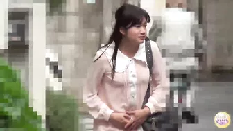 DLSL-078 02 Peeing housewives. Outdoor urination of married womenen