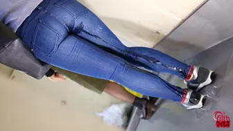 DLFF-290 01 Woman wet herself in the line to the toilet!, JAV Collection, DesperVids