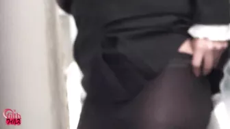 DLFF-049 01 Outdoor pee flood - office ladies