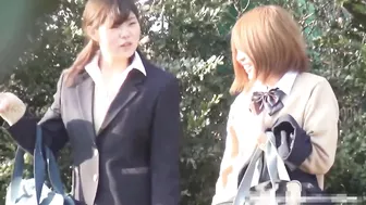 DLSL-035 01 School girls fooling around and peeing together. (Uncensored)