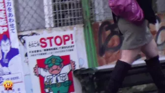 DLEE-053 03 Multi view toilet voyeur. Girls caught peeing and blowing farts