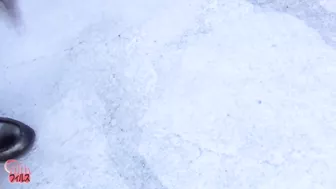 DLFF-242 01 Cute girls peeing several times each at their homes. Amateur style jigadori urination