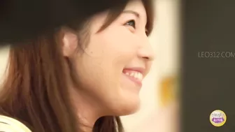 DLSL-254 01 Drunk, slattern women urinating in the toilets of several Japanese PUBs