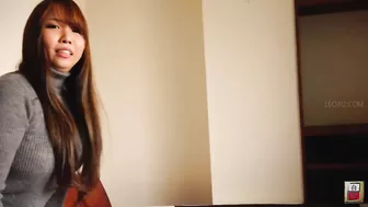 DLJG-456 02 Special pleasure - pee desperation and dildo masturbation