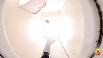 DLEE-366 05 Public toilet peeping - beautiful urinary axis of a school girl with tremendous momentum