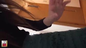 DLJG-464 05 Jigadori - girls peeing desperation at home VOL 2