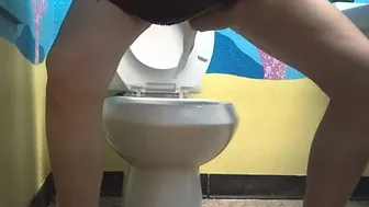 pooltoilet inside, LoveWetting, PissRIP