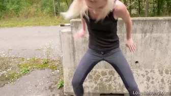 Tina Gold - Pissing Scene